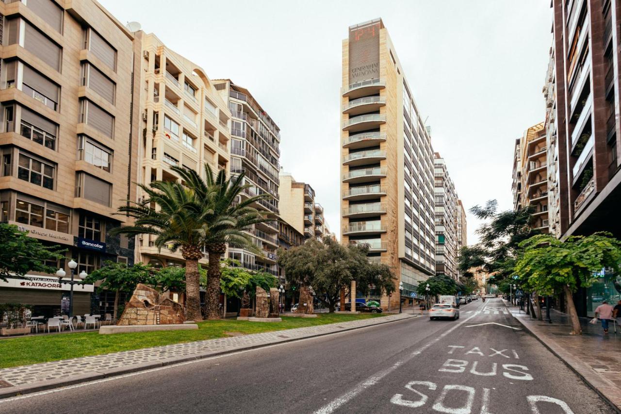 Rambla 43 Apartment Alicante Luaran gambar